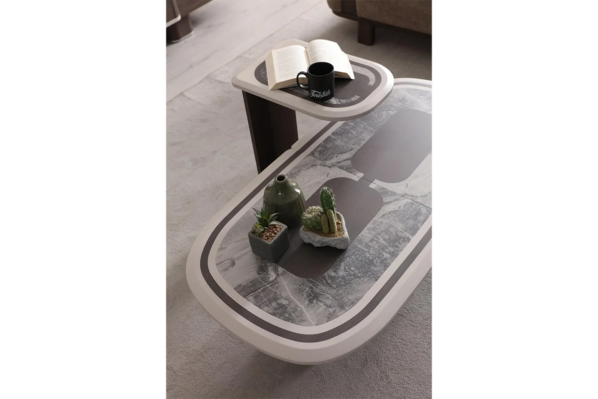 Armani-tv (4) Armani-Tv (4)